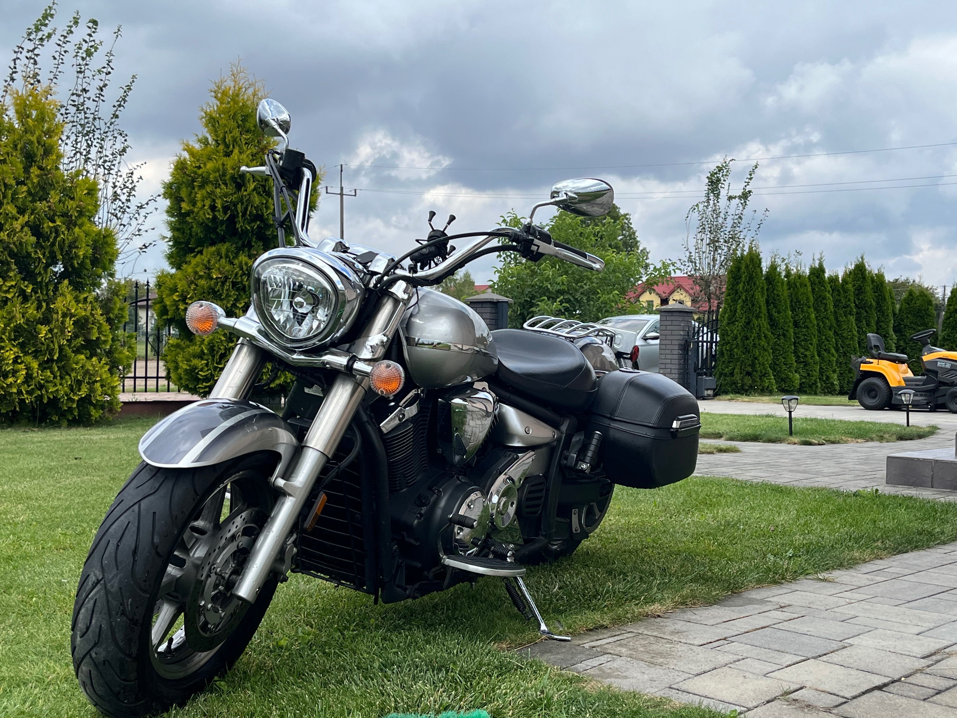 Yamaha XVS 1300 V- Star