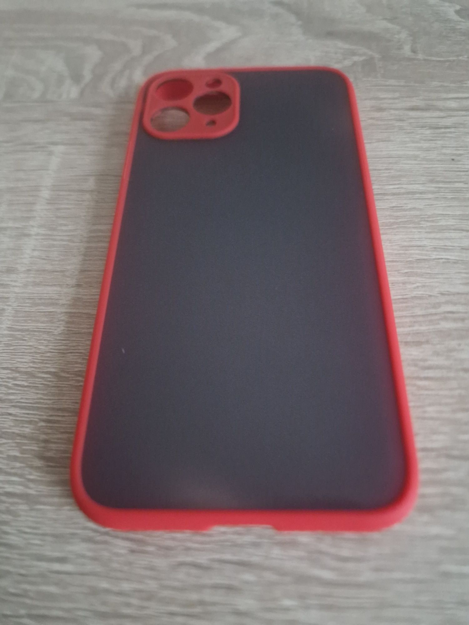 Etui Vennus Color Button Bumper do Iphone 11 Pro Czerwony