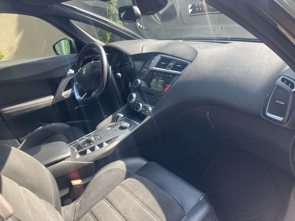 Vendo Citroen DS5 2014 Diesel