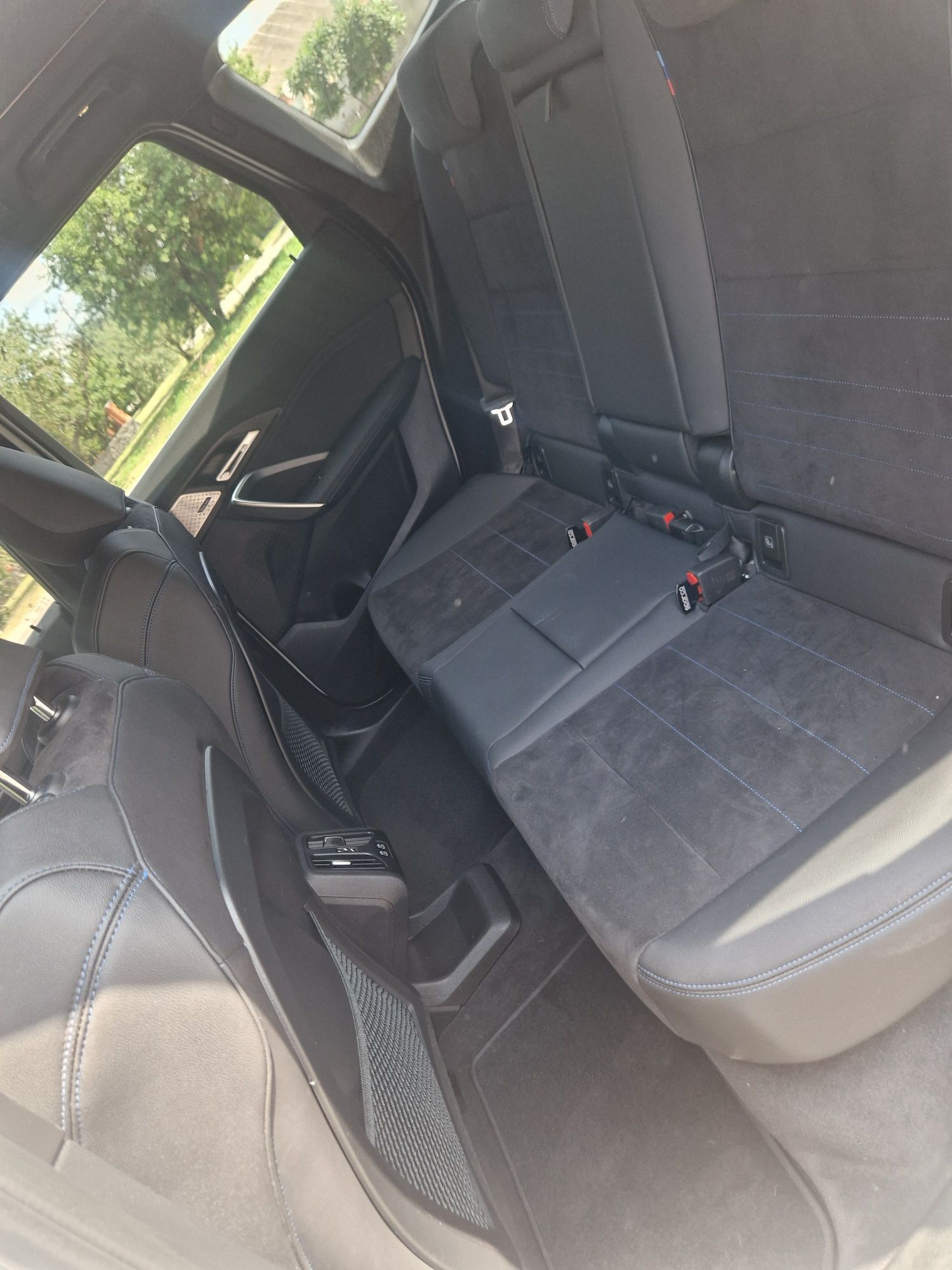 Продам BMW IX1 XDRIVE 30
