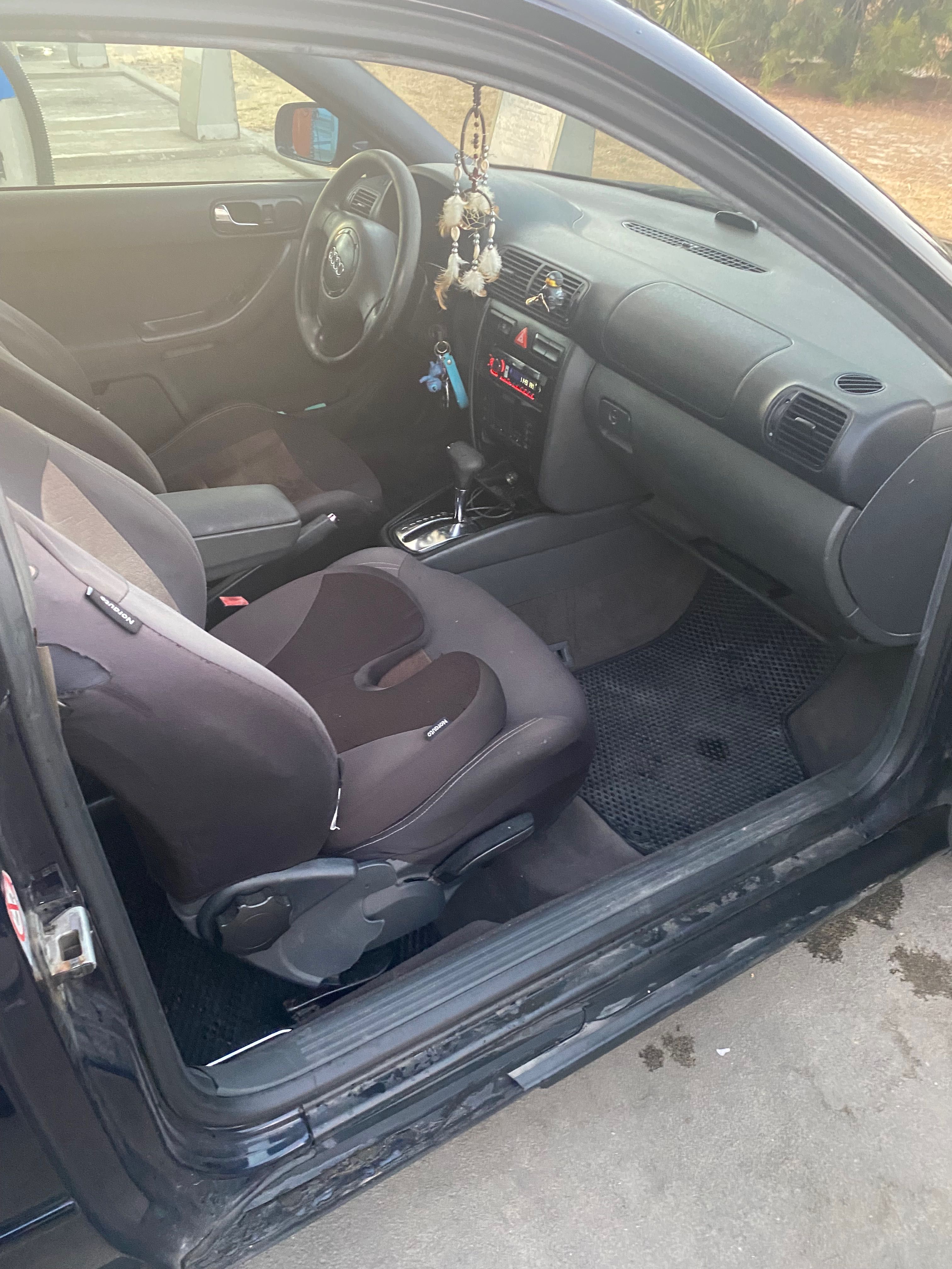 Audi A3 1.9 TDI 110cv cx.aut