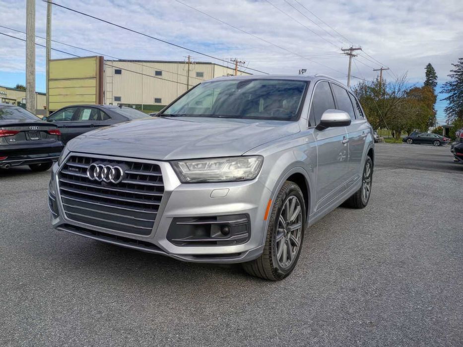 Audi Q7      2018