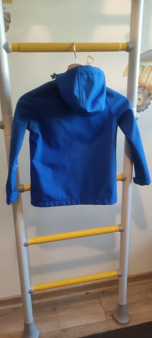 Kurtka softshell marki Essentialis 122