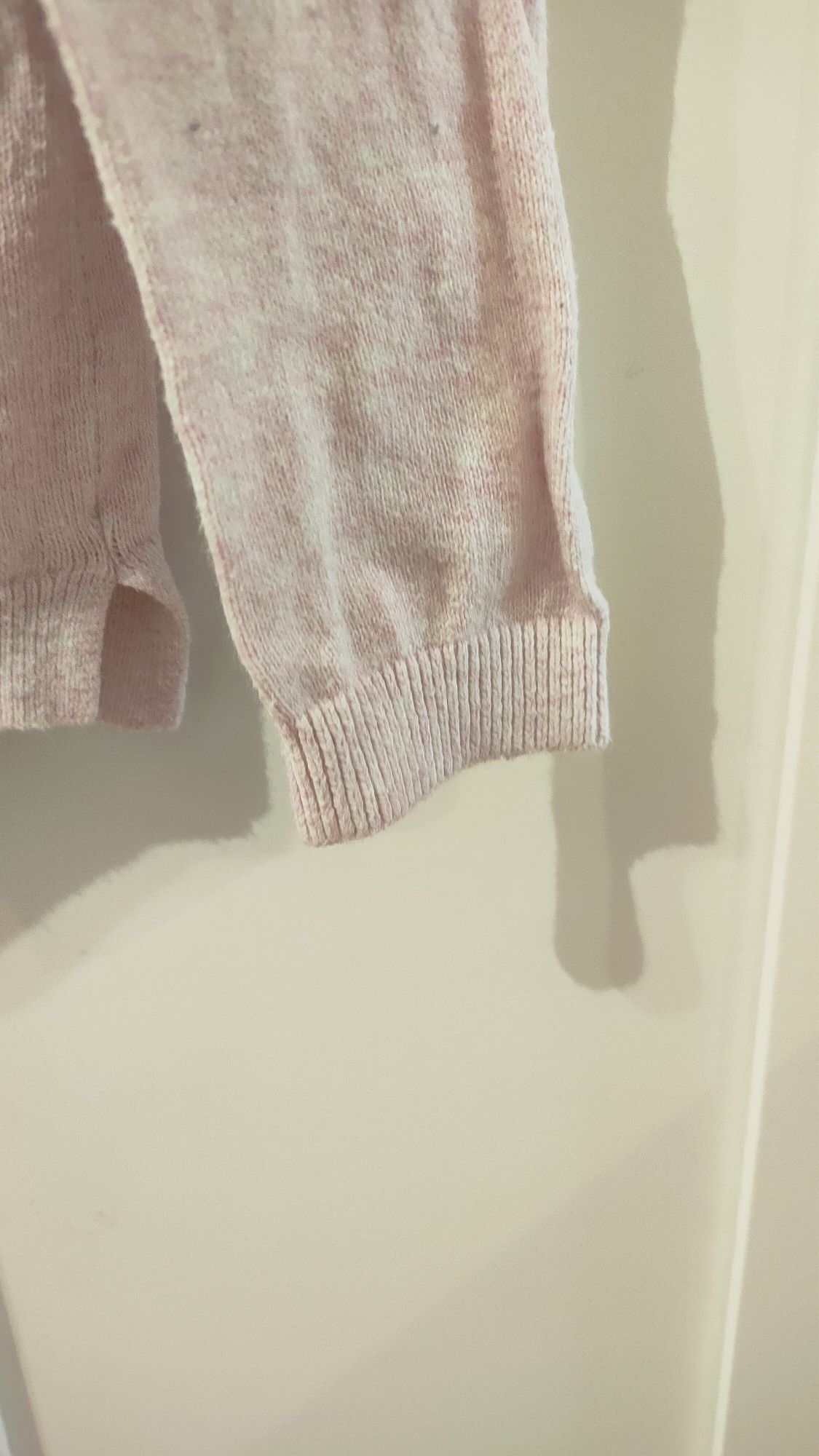 H&M sweterek guziki różowy 98/104