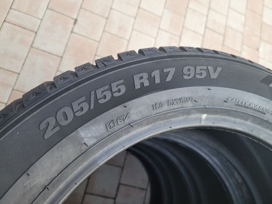Nowe KUMHO 205/55 R17 XL 95V produkcja 2025