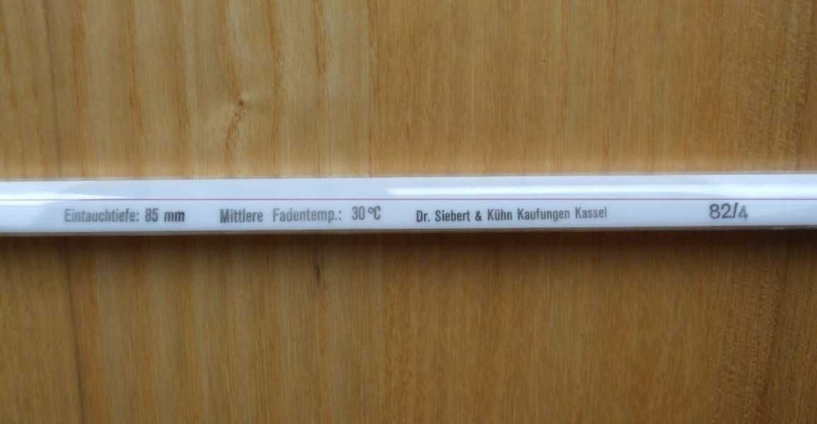 Termometr laboratoryjny. Zakres od -5 do 250°C