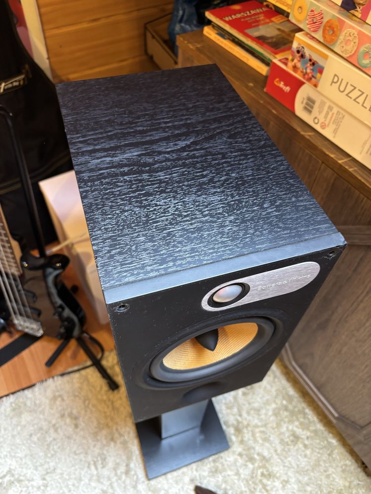 Kolumny podstawkowe Bowers&Wilkins 685