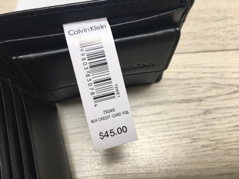 Portfel męski Calvin Klein CK z brelokiem czarny zestaw na prezent