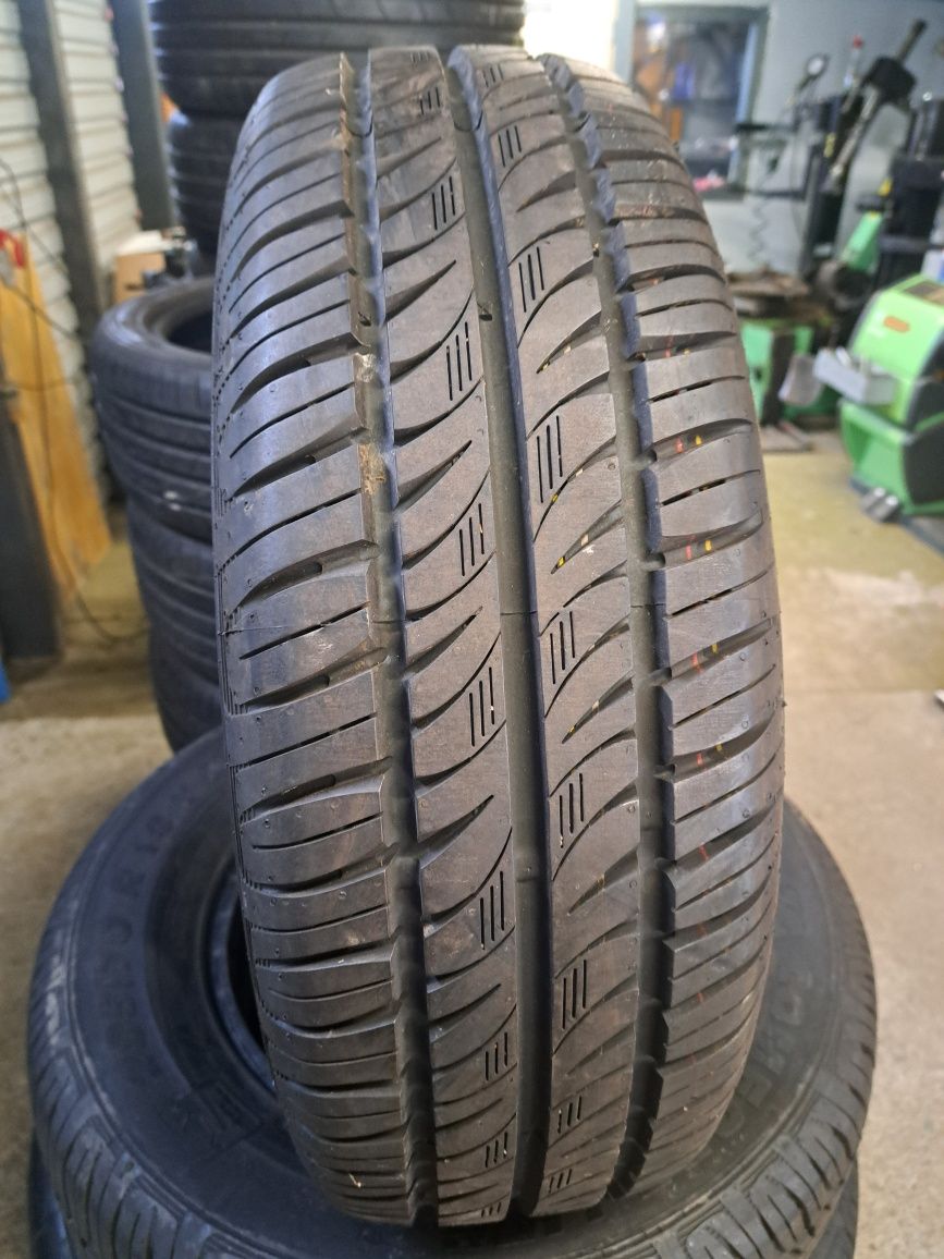 2 sztuki opon 205/70R14 Semperit Comfort Life