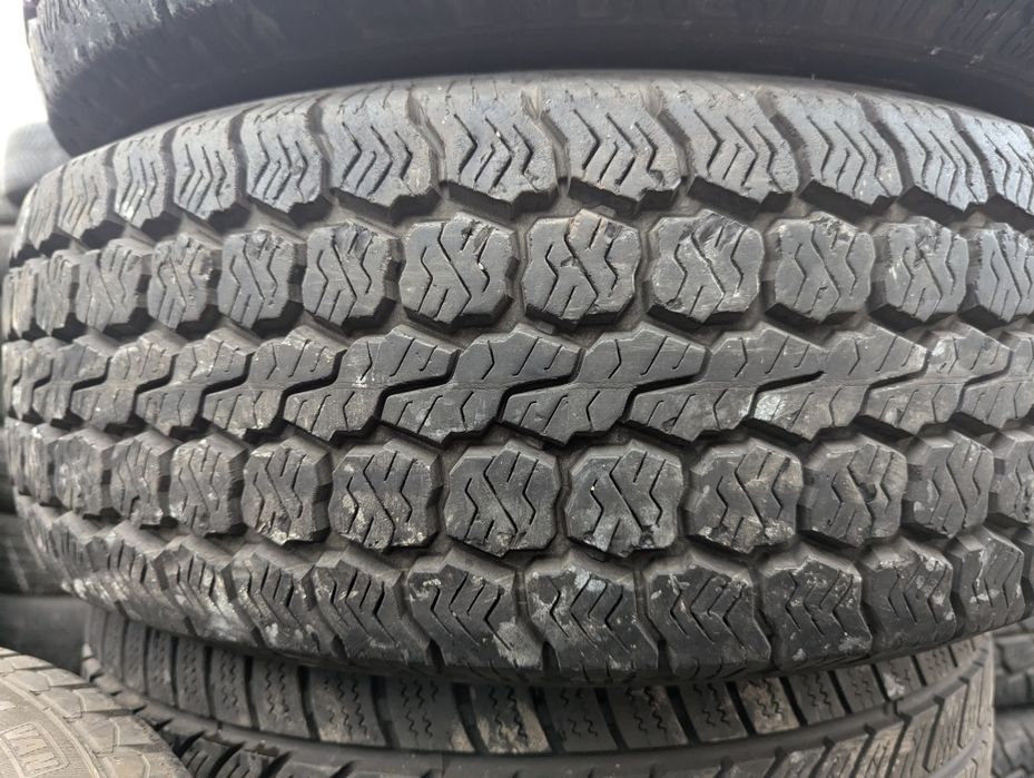 235/65R16C Goodyear 7+мм