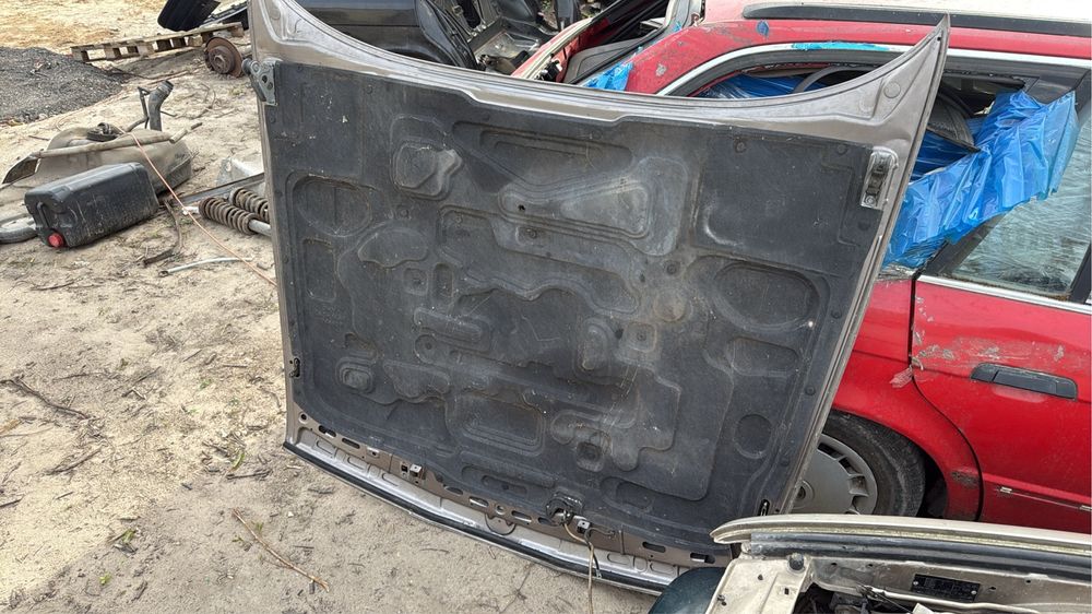 Podbitka wygluszenie maski bmw e34