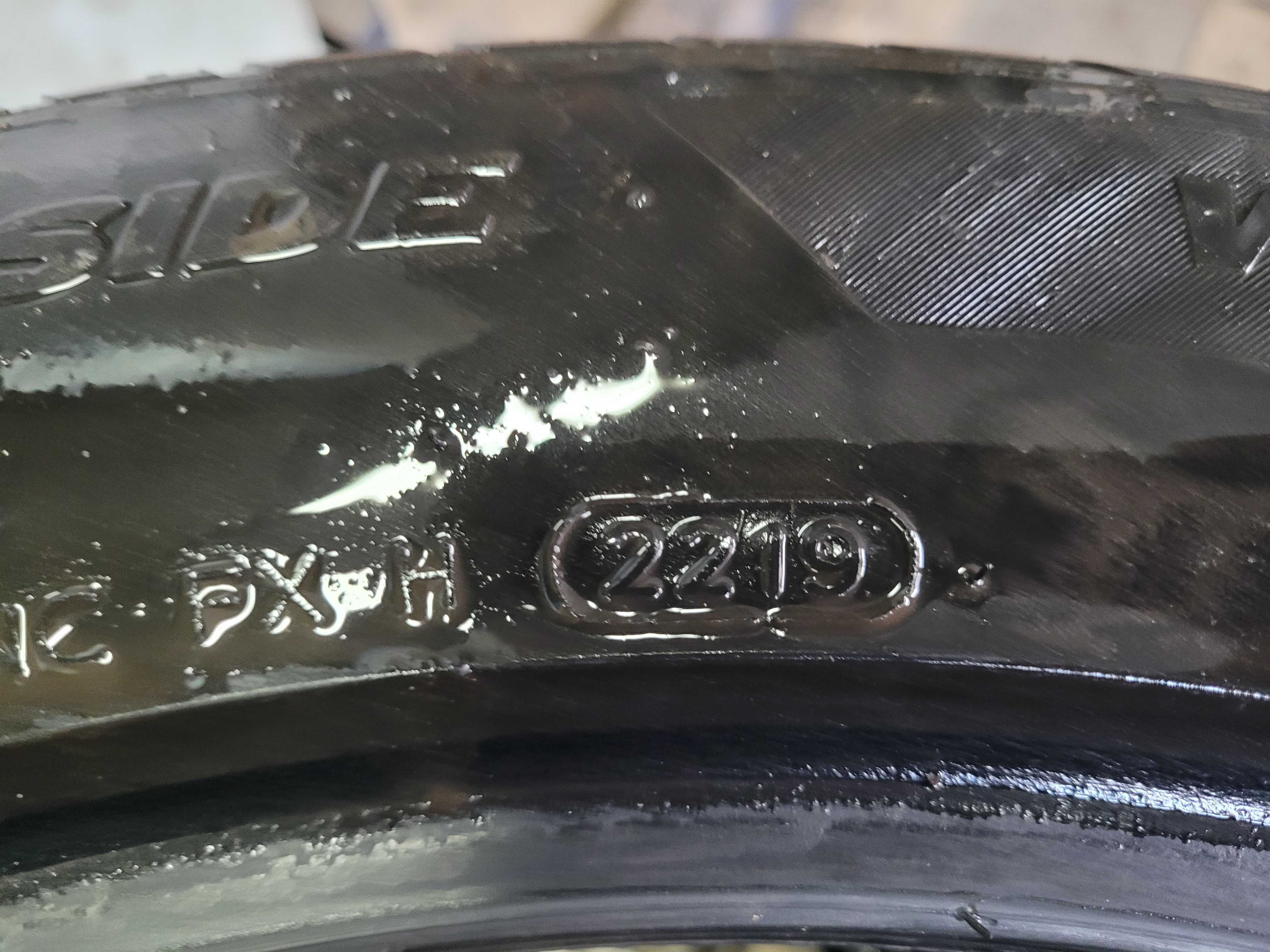 Opony Zimowe Hankook Winter ICept evo 255x50 20