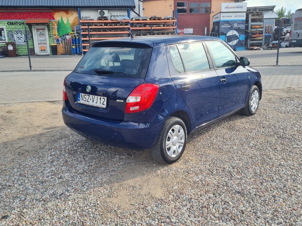 Skoda Fabia 1,6 2011rok ładna klima