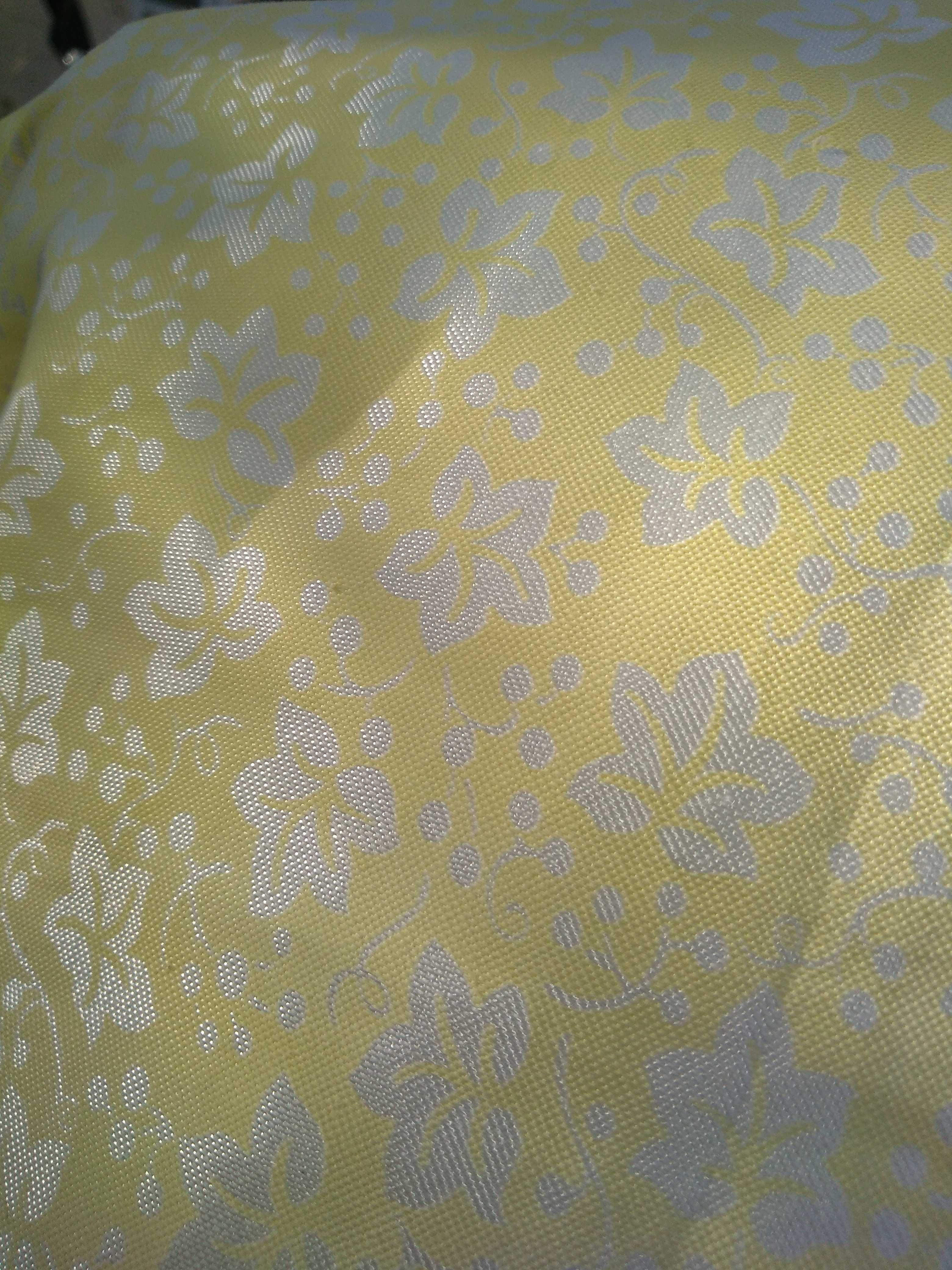 Красивая желтая ткань
