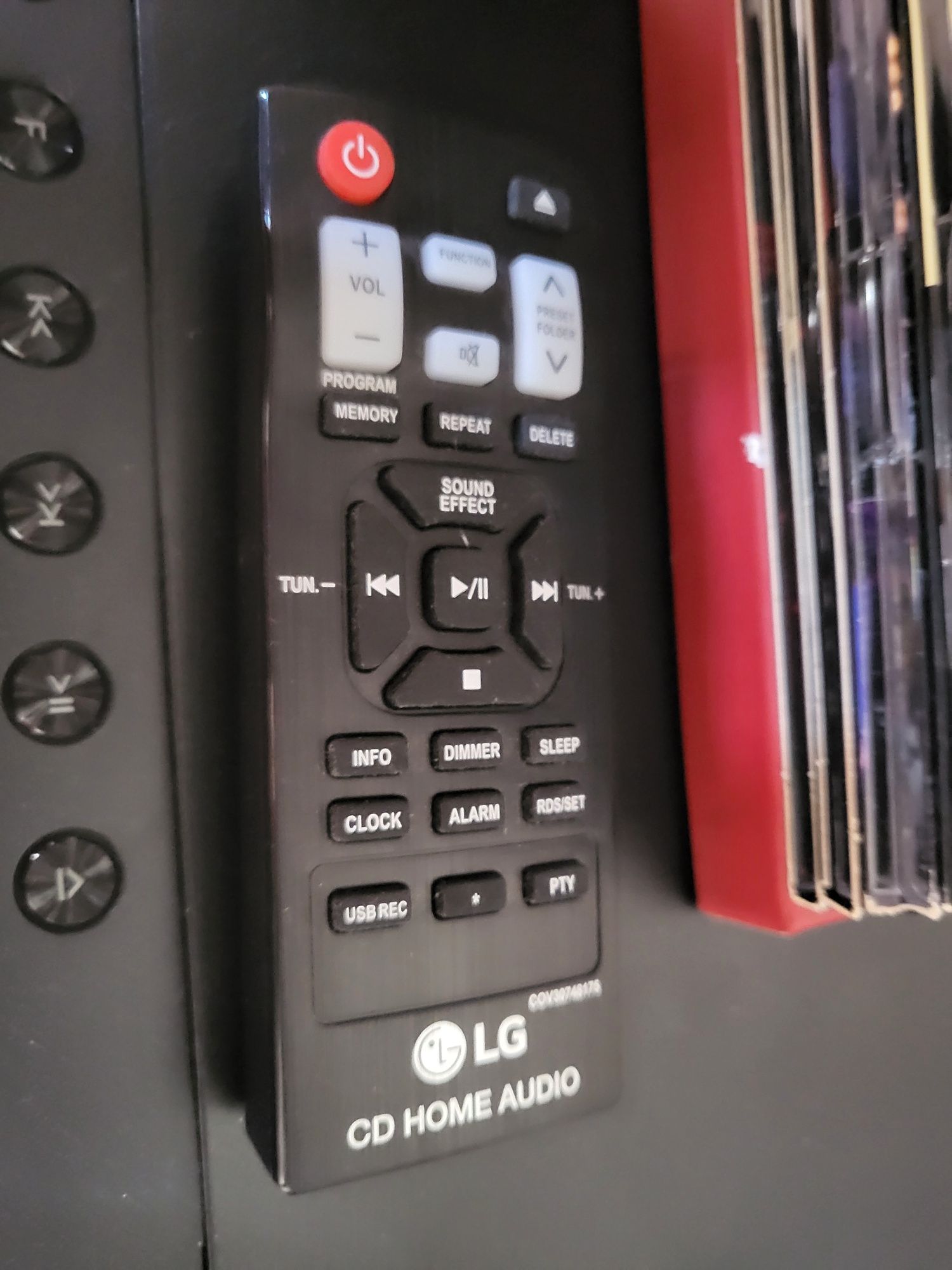Aparelhagem LG com Bluetooth e comando