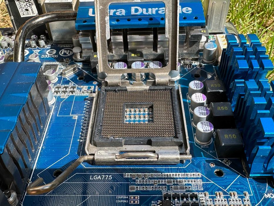 Gigabyte GA-EP45-UD3P 1.0 Legenda Overclockingu Crossfire P45 LGA 775