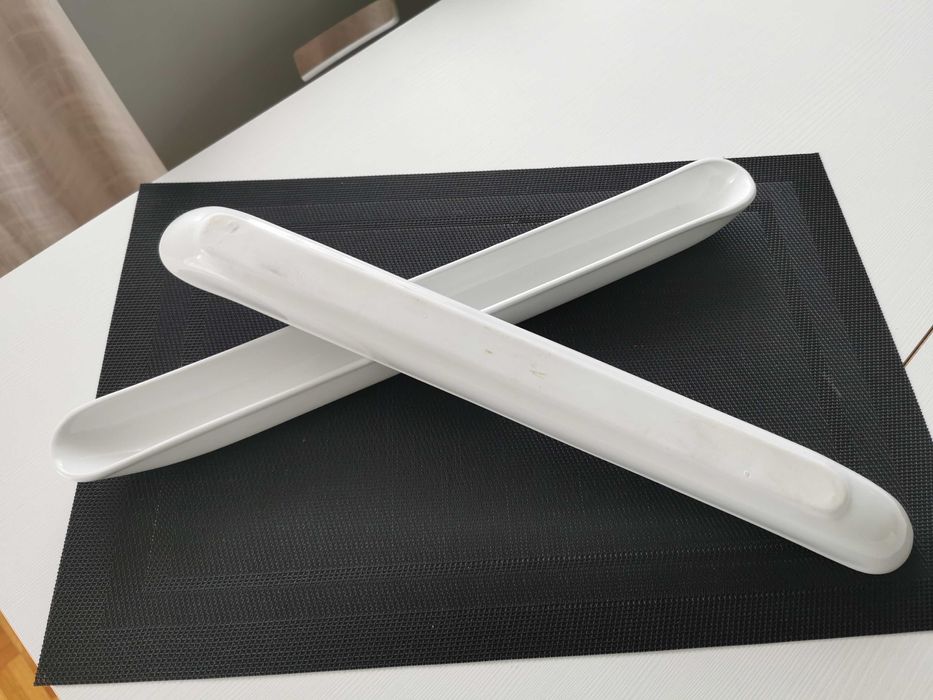 Przekąski koreczki korytka