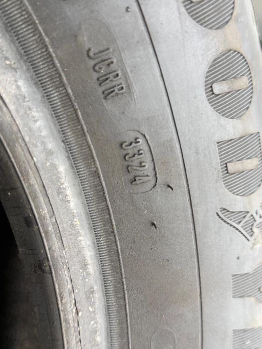 Комплект зимових шин  GOOD YEAR ULTRAGRIP ICE 2