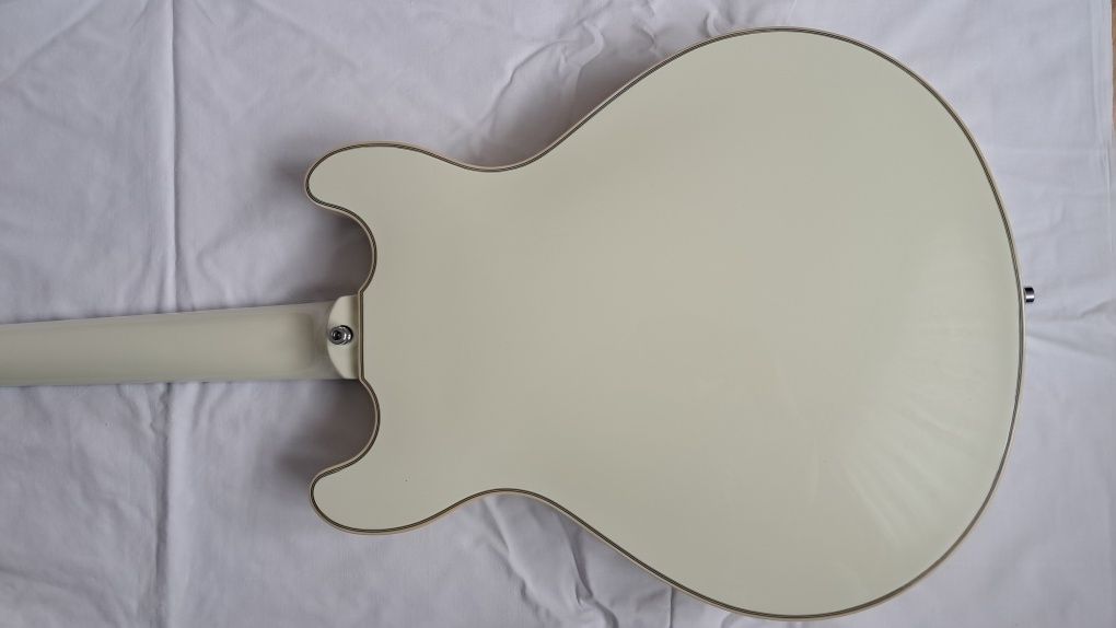 Warwick Rockbass Starbass 4 String Cream White