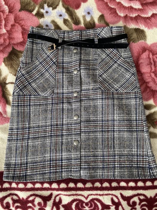 Продам спідницю