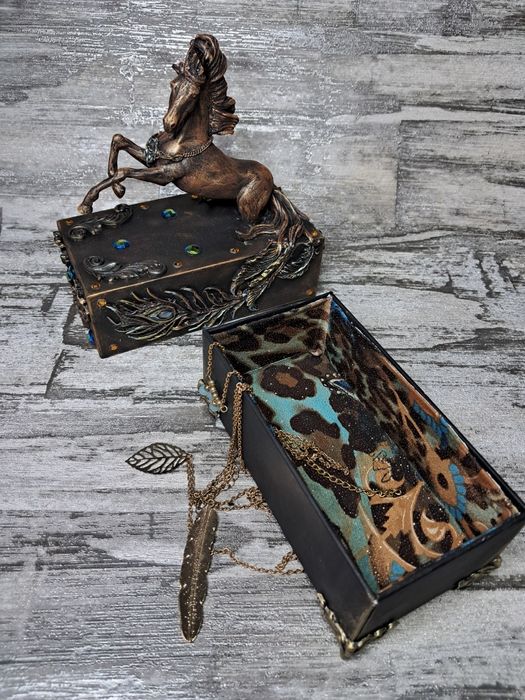 Скринька- Шкатулка Кінь