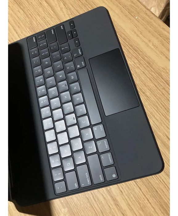 Apple Magic Keyboard iPad 12.9"