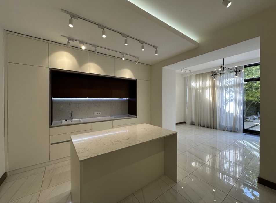 Продам Новый дом на 9ст.Б.Фонтана!!! Закрытый  кооператив Оазис!!!