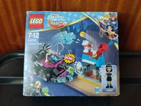 LEGO® 41233 DC Super Hero Girls - Lashina i jej pojazd