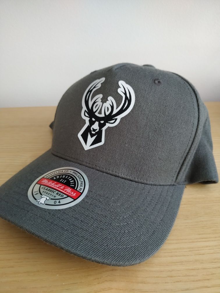 Czapka Mitchell & Ness, orginalna, nowa.