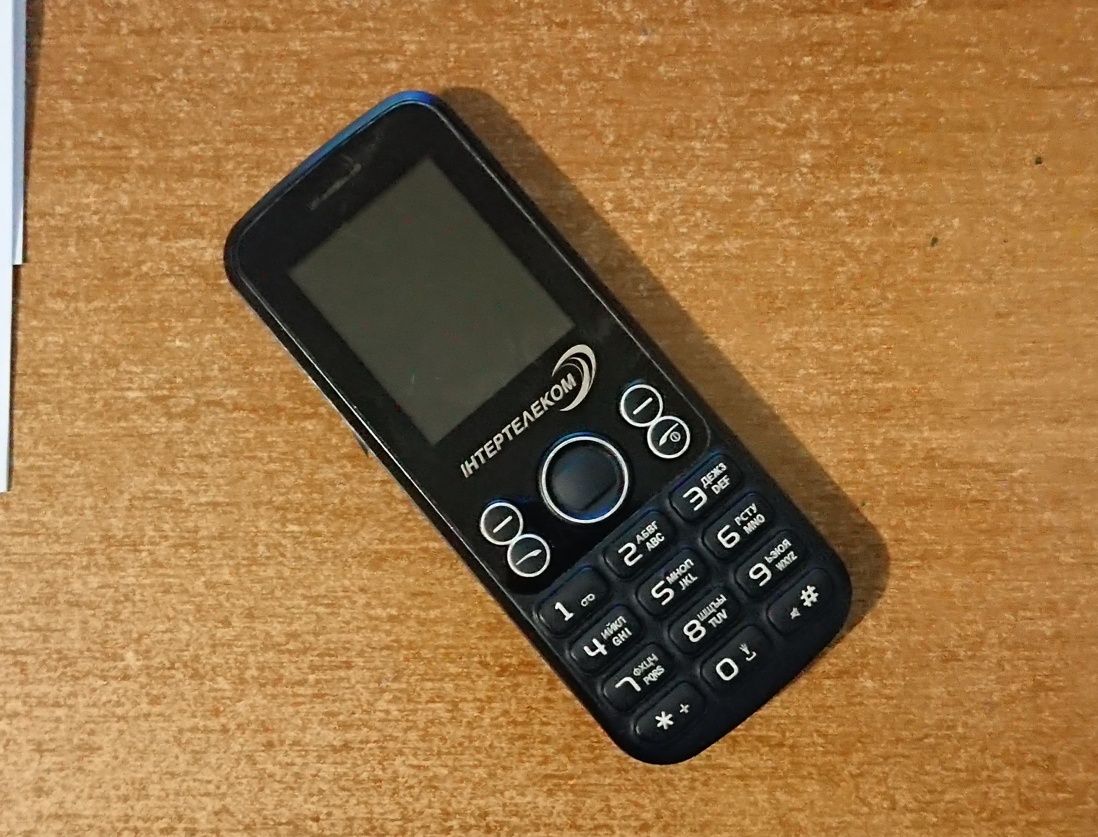 Интертелеком Мобильный телефон ATEL AMP-C800 CDMA
