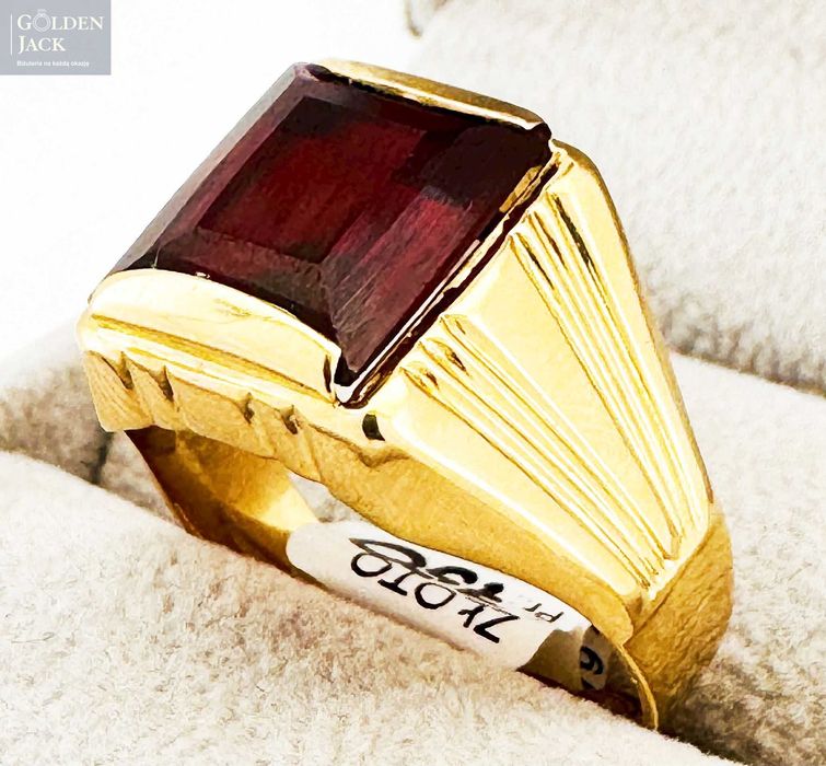 Złoty męski sygnet z kamieniem złoto pr. 750 rozmiar 25,5 waga 7,12 g