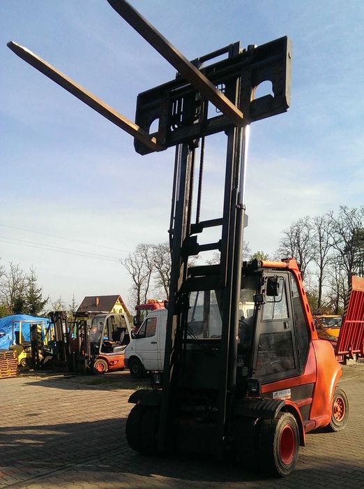Wynajem wózka widłowego 8T (Linde H80-900), rozładunek maszyn