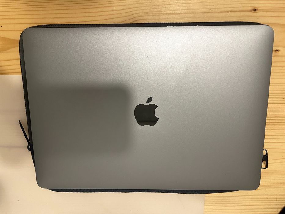 MacBook Air M1 2020 | 8GB RAM | 256GB | Good Condition64284527201411121