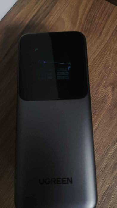 Powerbank UGREEN Nexode PB721, 20000 mAh 130 W – uszkodzony ekran