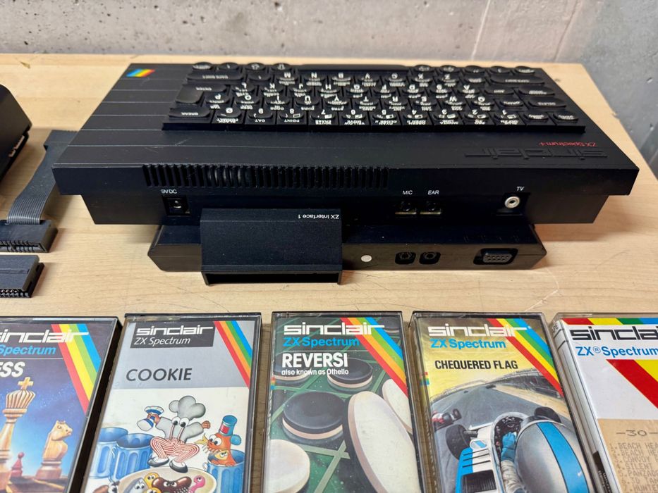 Komputer Sinclair ZX Spectrum+, Gry,  ZX Microdrive