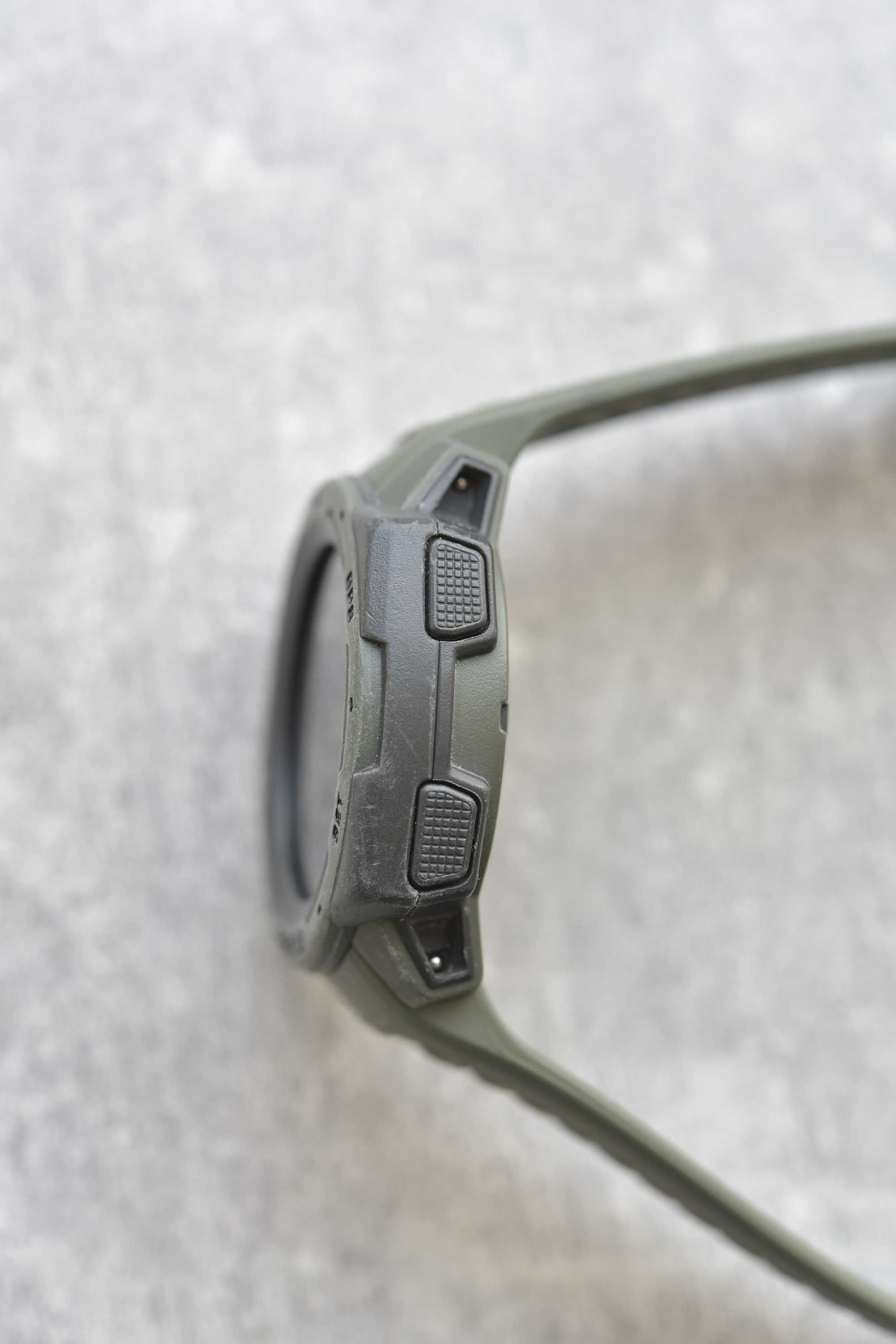 Garmin Instinct tactical solar