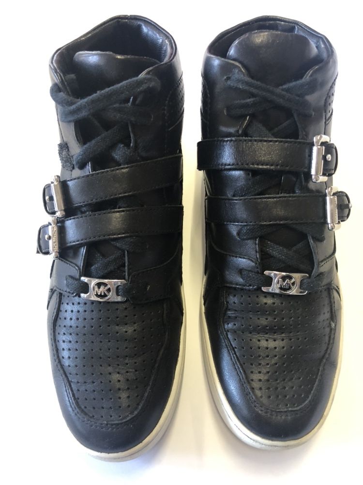 Michael Kors sneakers size 7