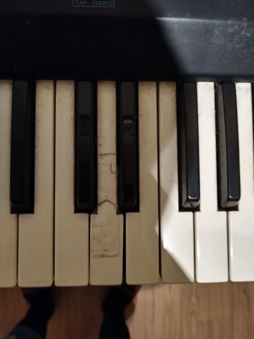 Piano Roland E-70