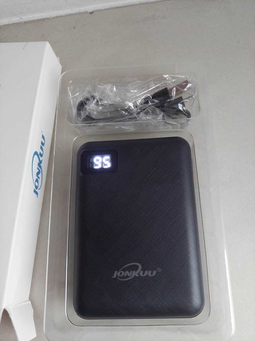 Powerbank 10000 mAh/Ładowarka Szybko lądująca.