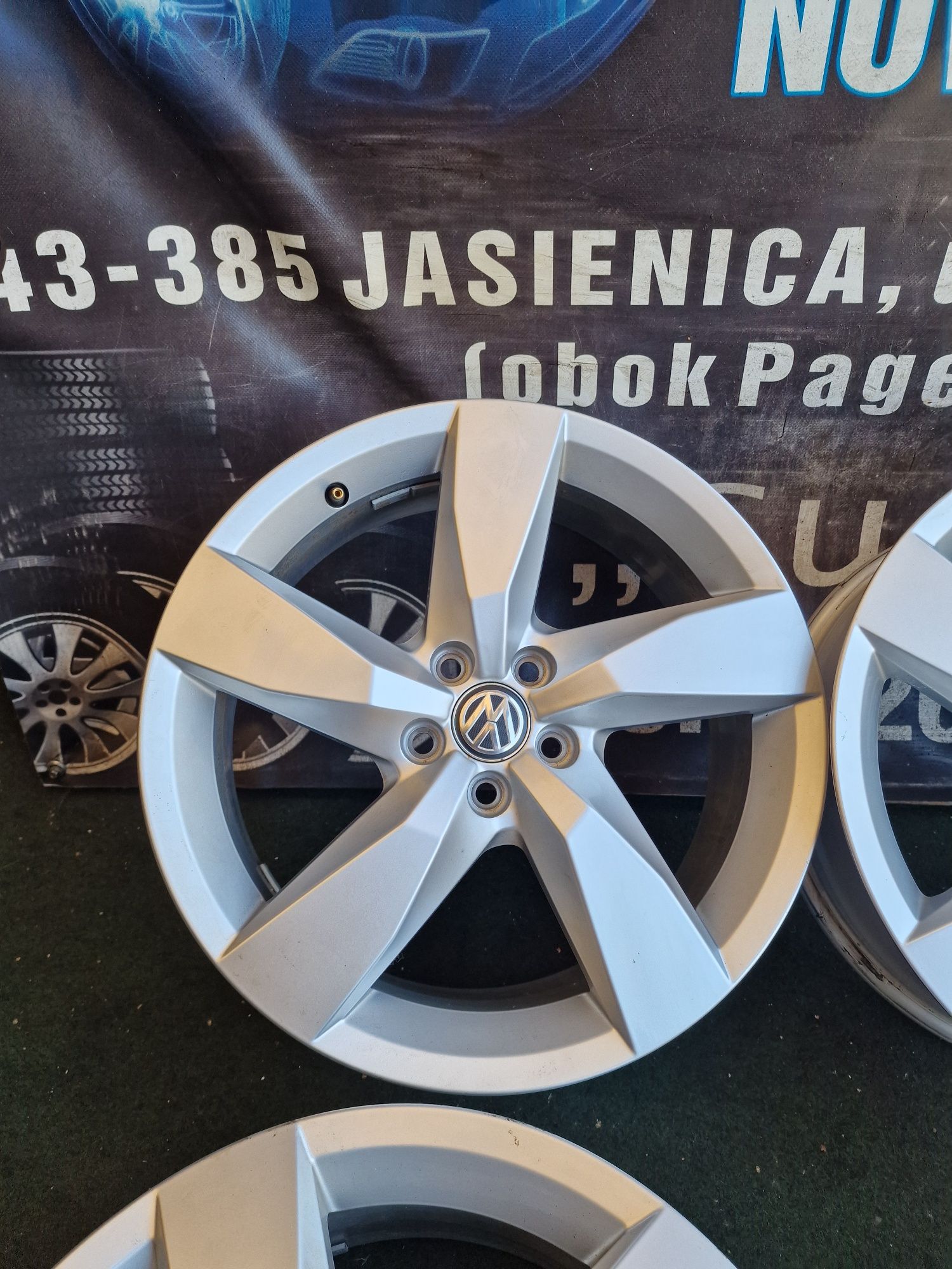 Alufelgi 17 5×100 Vw T-Cross Polo Golf 4 Jetta Bora  Seat Skoda Fabia