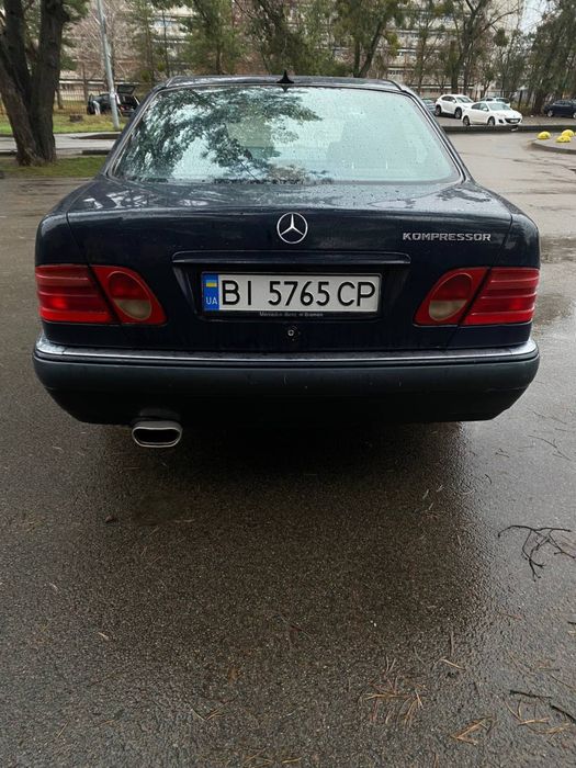Продам Mercedes w210 2.0 газ/ бензин