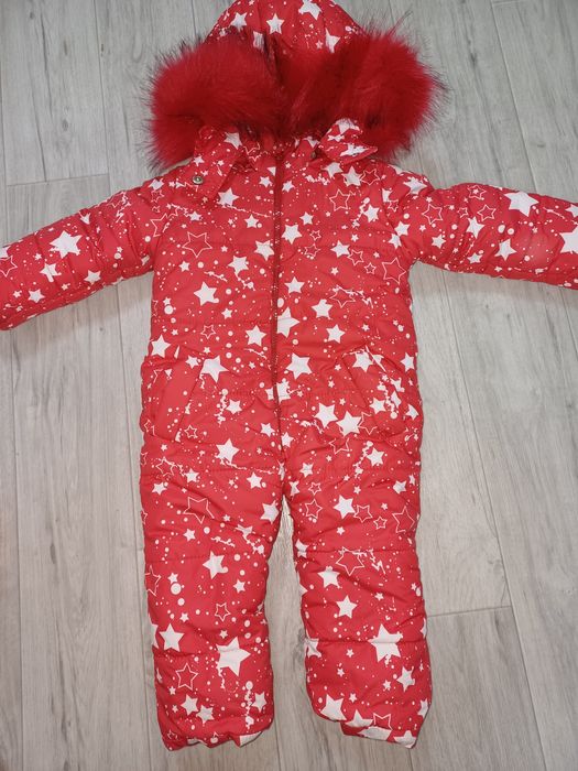 Продам комбинезон с шапочкой
