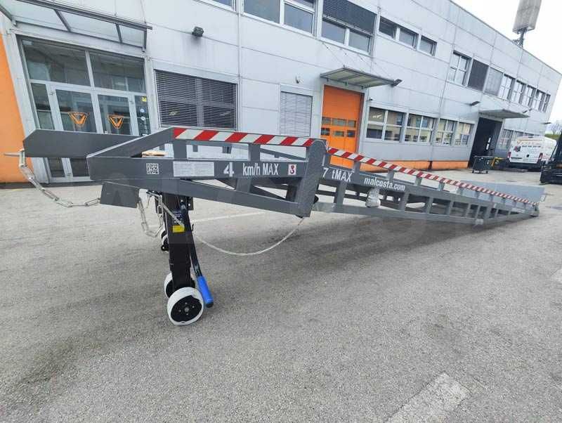 Nowa Rampa Mobilna Przeładunkowa Załadunkowa Najazdowa