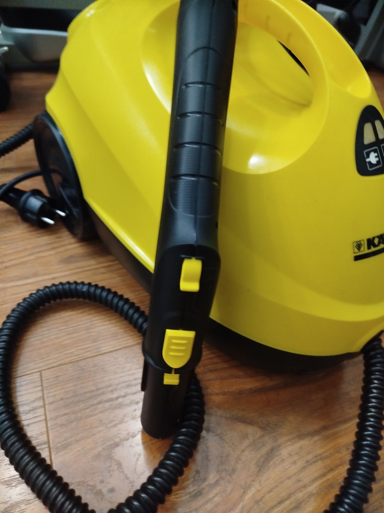 Пароочиститель Karcher SC 1020
