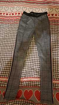 Getry ,spodnie z lampasami reserved r.158.