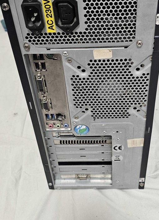 Комп’ютер для роботи і ігор