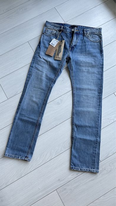 Жіночі нові джинси-бойфренди від бренду Pull&Bear