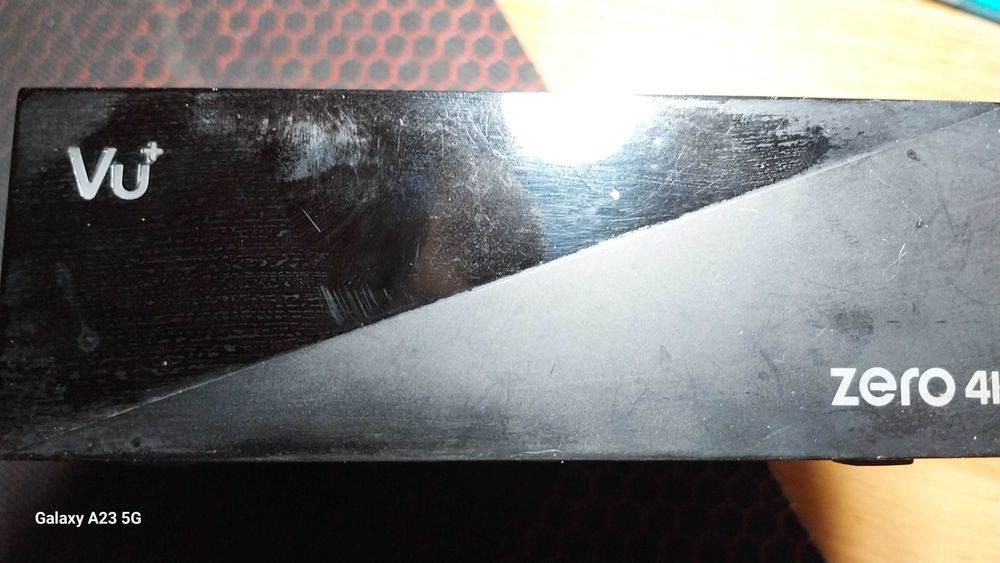 Sprzedam odbiornik satelitarny VU Zero 4K