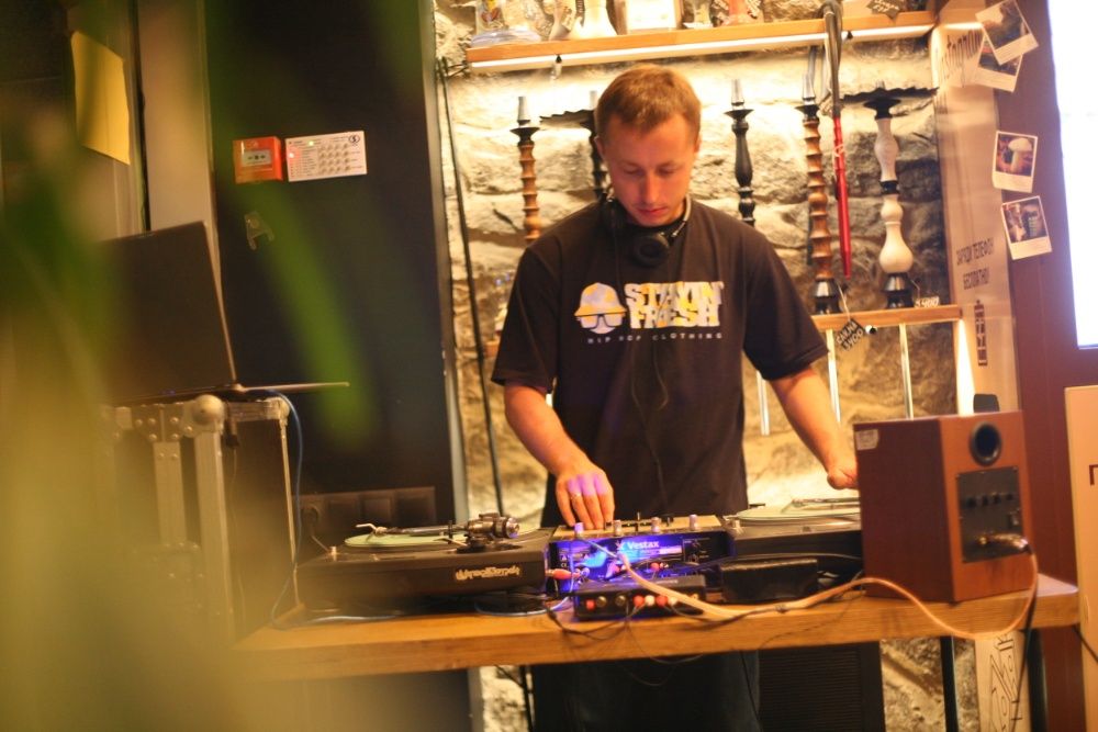 Вертушки Technics (аренда). Плейлист для заведений и мероприятий.