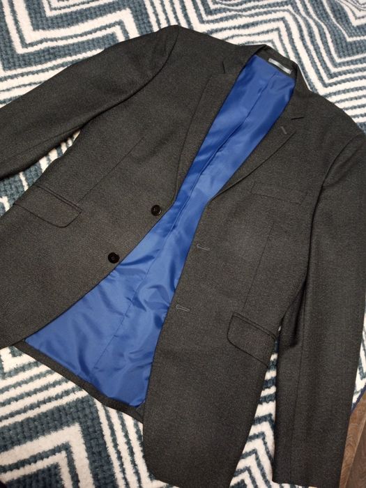 Чоловічий костюм